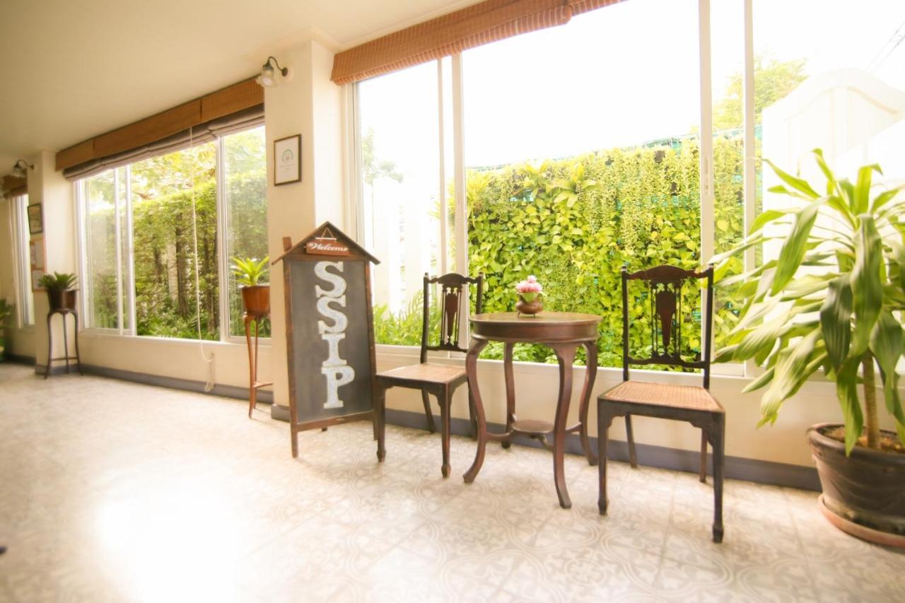 Ssip Boutique Dhevej Bangkok (Adults Only) Banguecoque Exterior foto